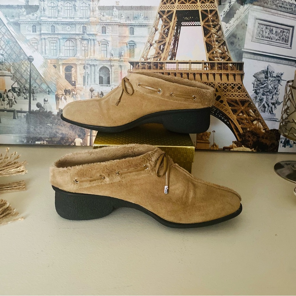 NY Transit Faux Fur Tan/Beige Suede Mules Wedge Clogs Slippers Women's 7.5